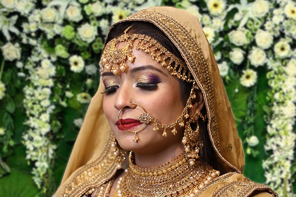 Best Airbrush Bridal Makeup Artist in Dwarka